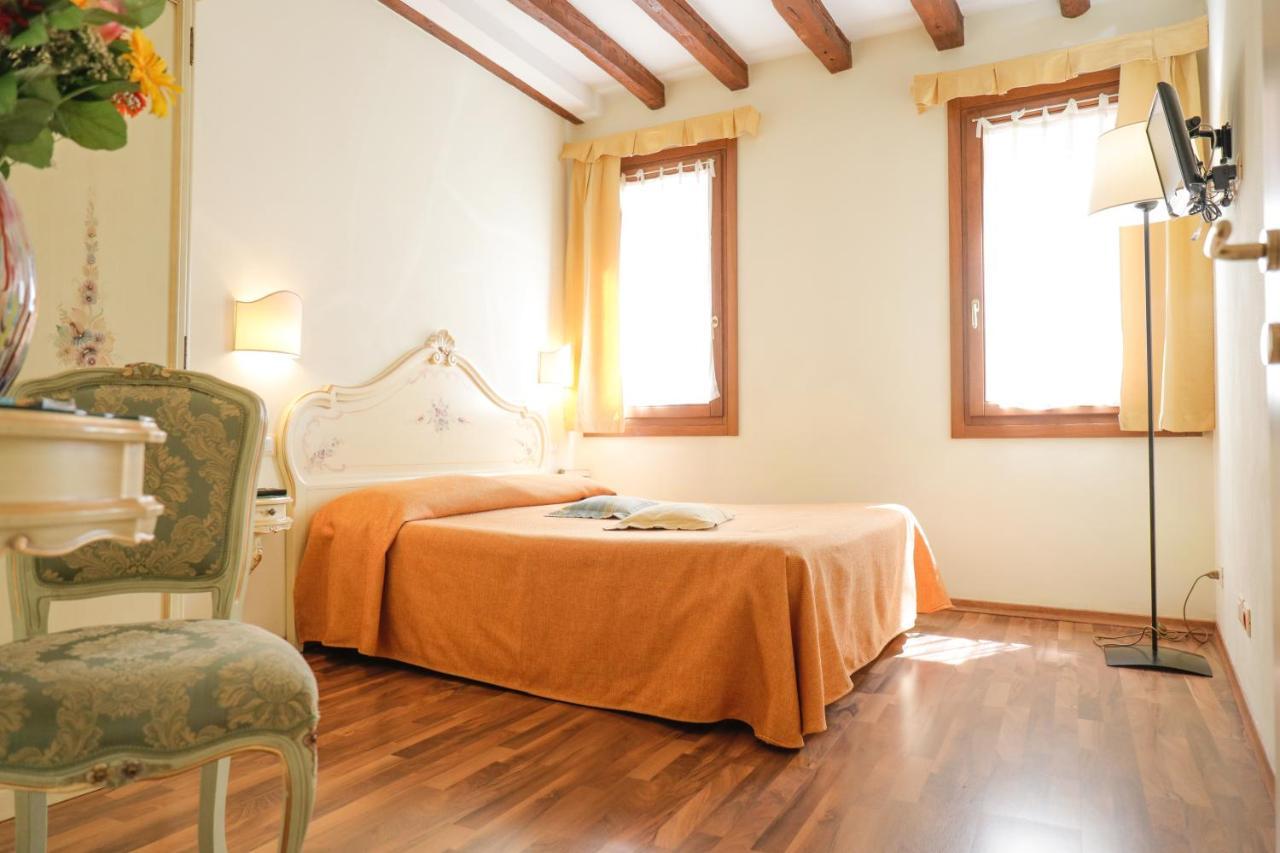 Casa Vacanze Angolo 'Sconto เวนิส ภายนอก รูปภาพ