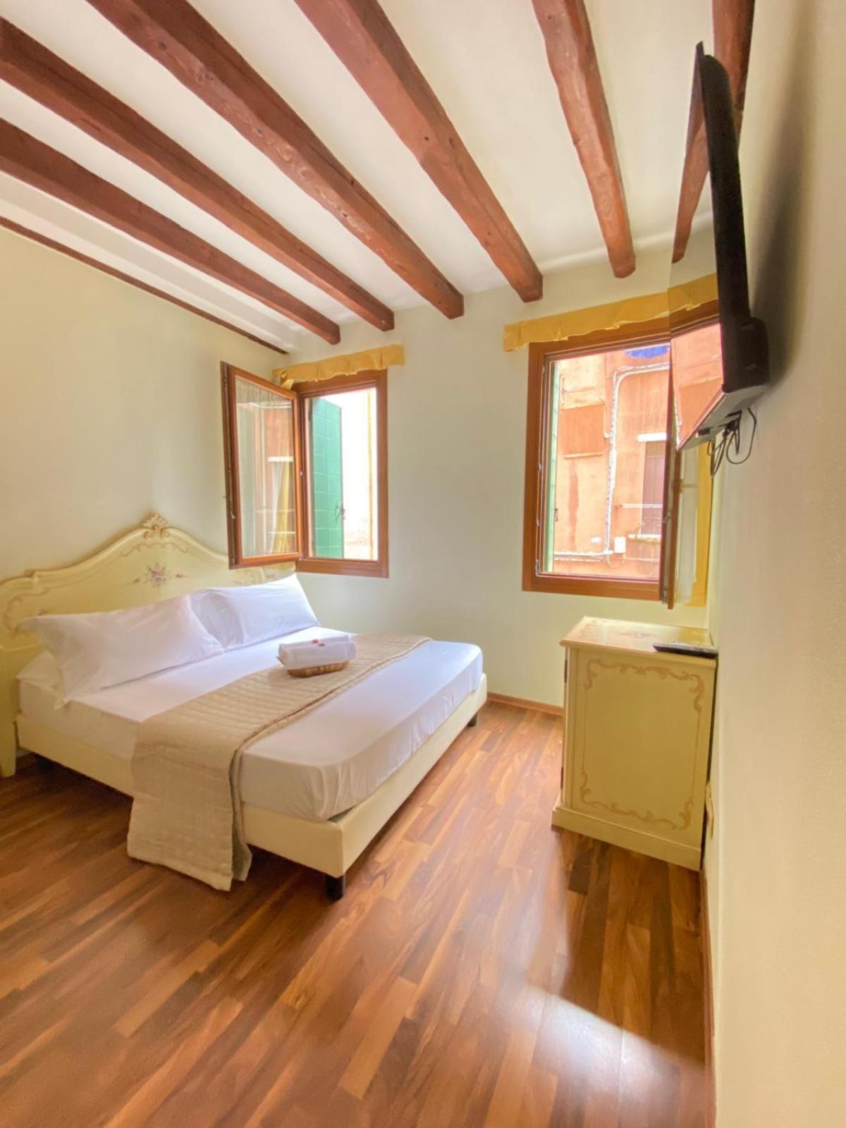 Casa Vacanze Angolo 'Sconto เวนิส ห้อง รูปภาพ